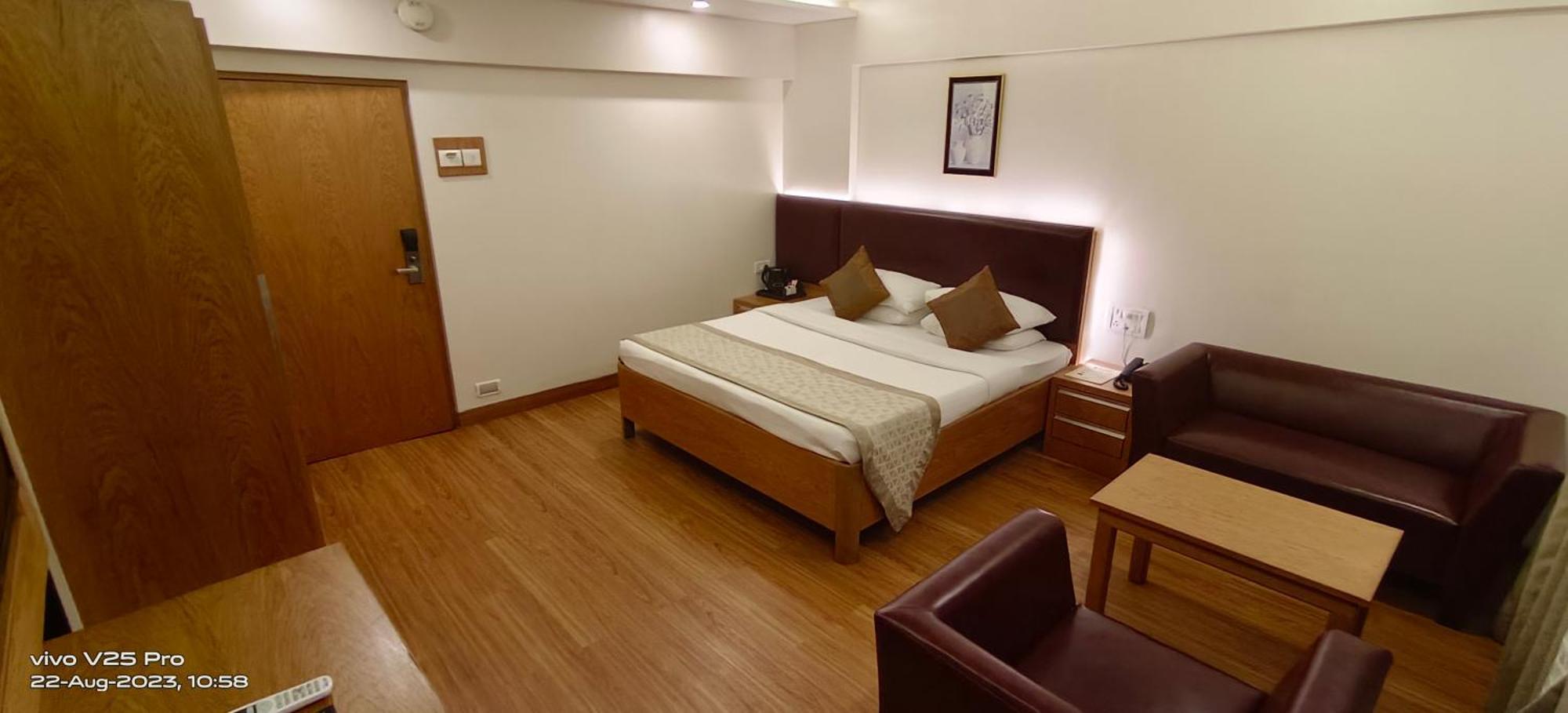 Hotel Kings International Juhu Bombaj Zewnętrze zdjęcie