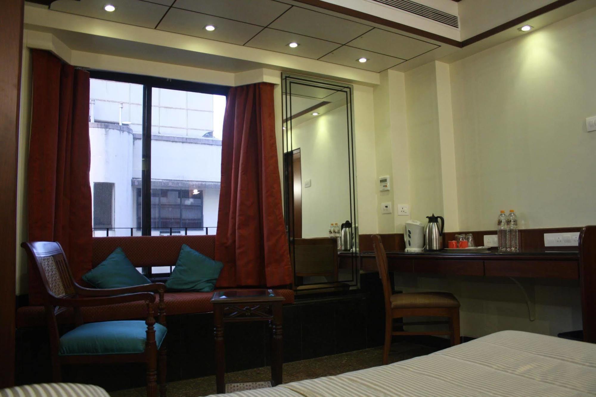 Hotel Kings International Juhu Bombaj Zewnętrze zdjęcie